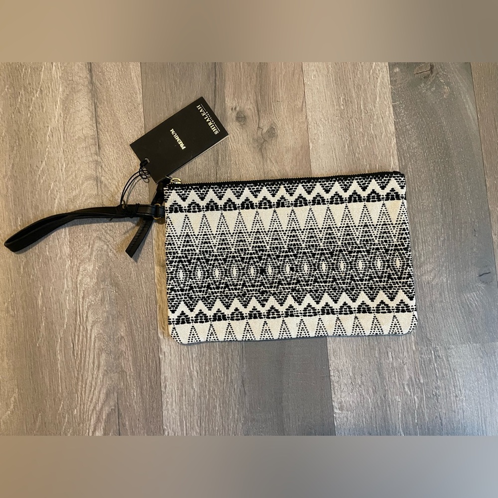 Shiraleah Maxine Wristlet Black and White Boho NWT